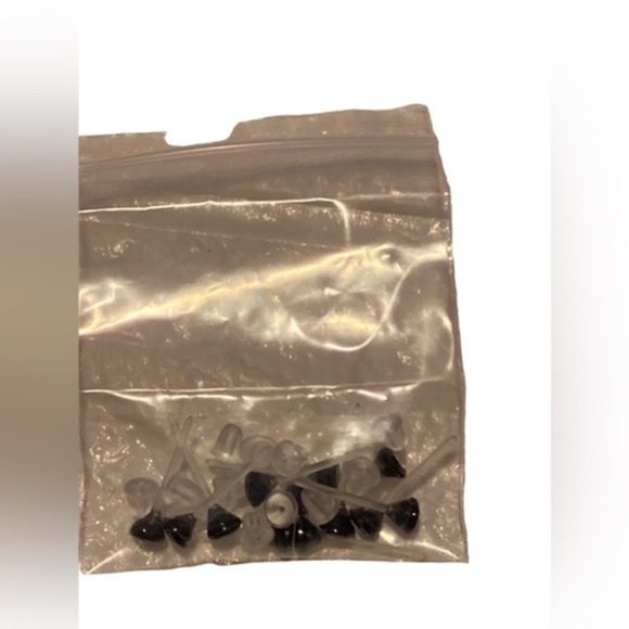 20G 1/2in Clear Plastic Black Studs Earrings - Picture 1 of 7